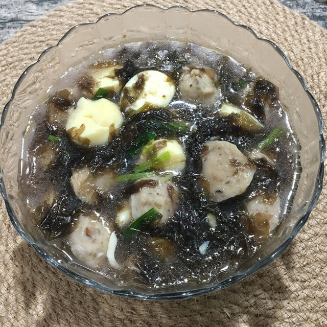 丸子豆腐紫菜汤