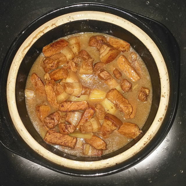 红烧肉炖土豆