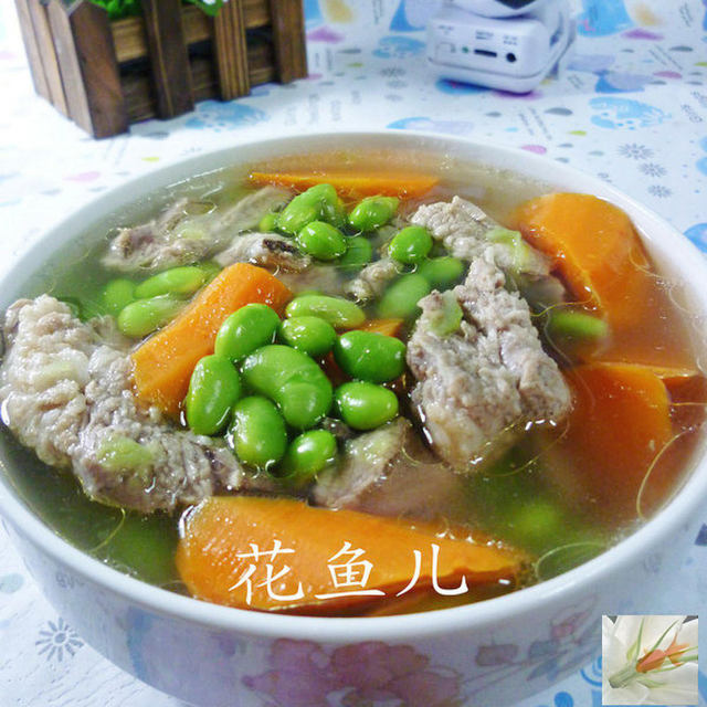 胡萝卜毛豆排骨汤