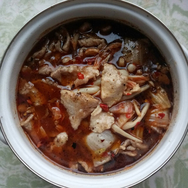 Boiled pork slices in water