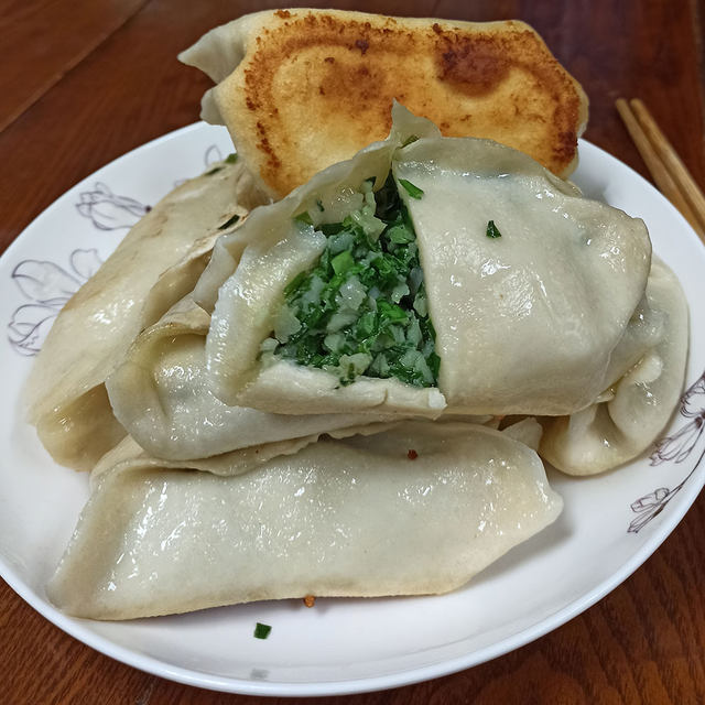 韭菜藕粒肉煎饺