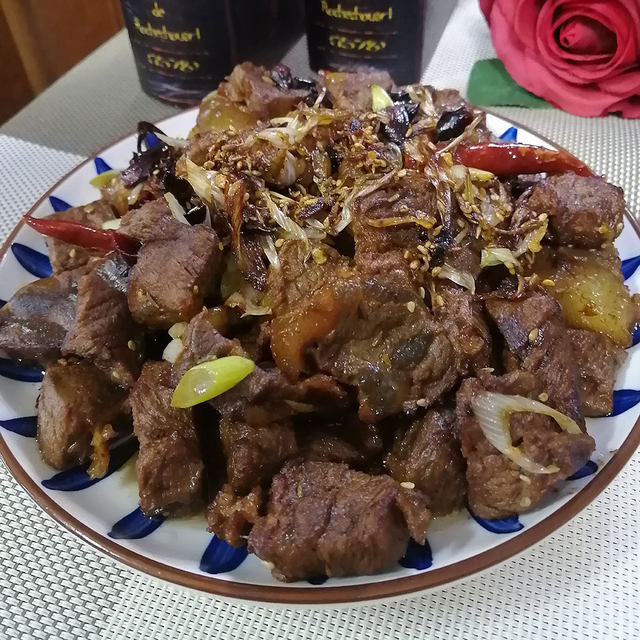 孜然烧牛肉块