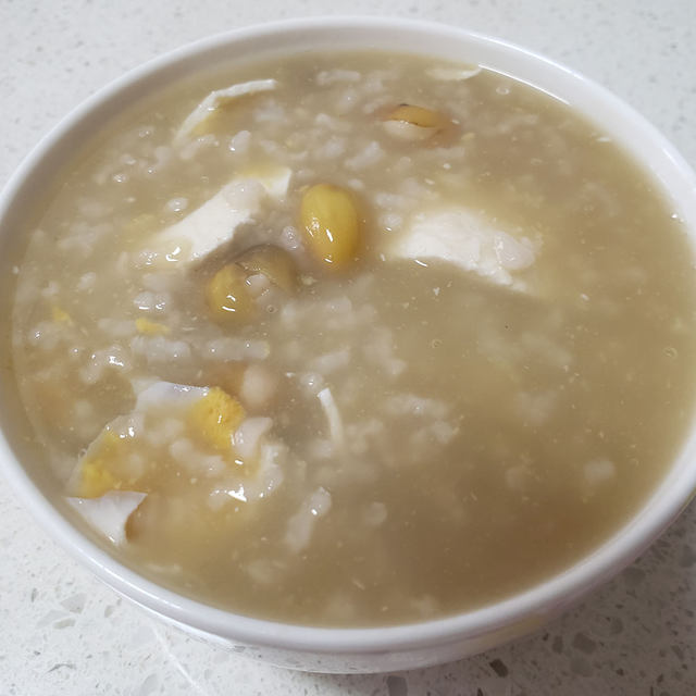 咸鸭蛋眉豆粥