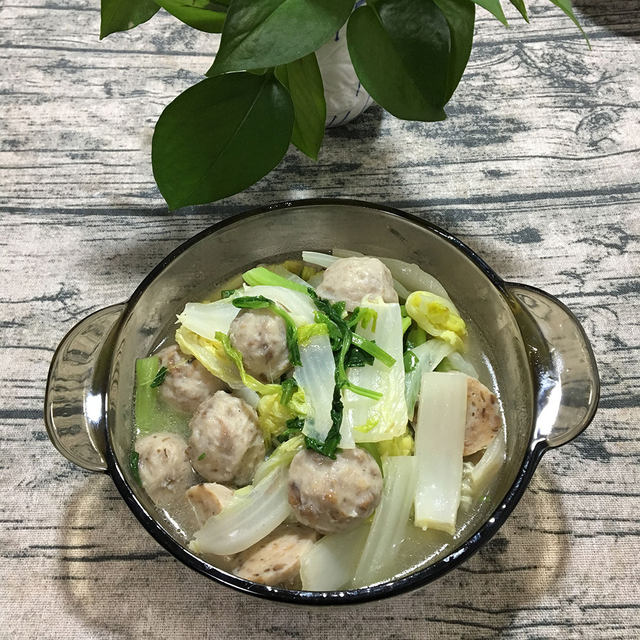 肉丸炖娃娃菜