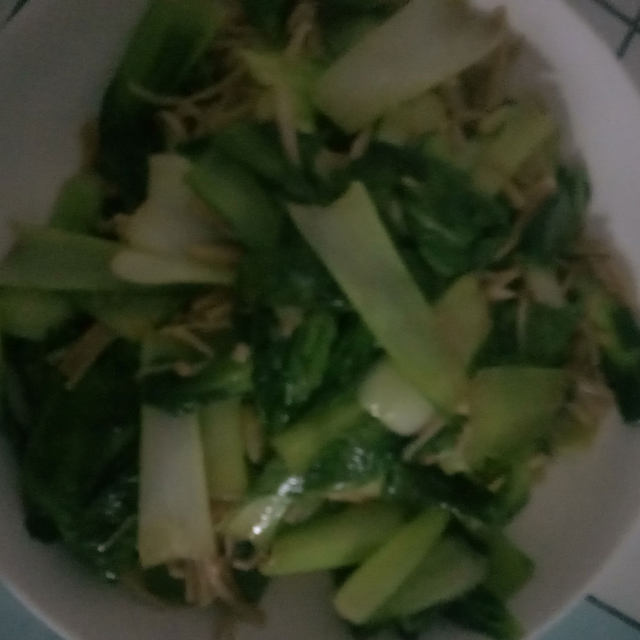 金针菇炒青菜