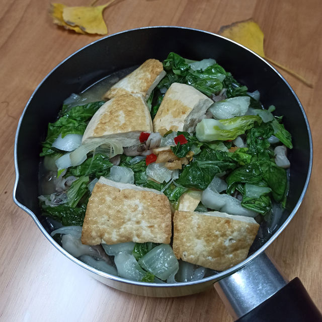 青菜蘑菇炖豆腐