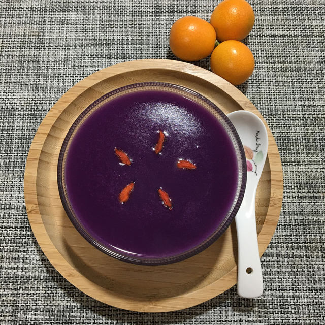 银耳紫薯羹