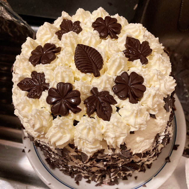 生日蛋糕—黑森林蛋糕（5英寸圆形戚风蛋糕模）