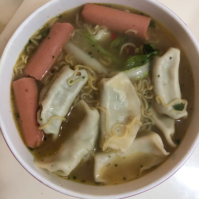 饺子拉面