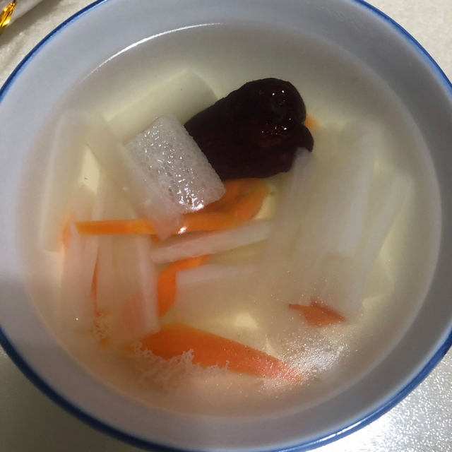 萝卜竹荪汤