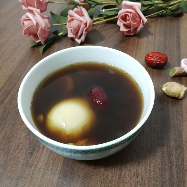 姜枣鸡蛋红糖茶
