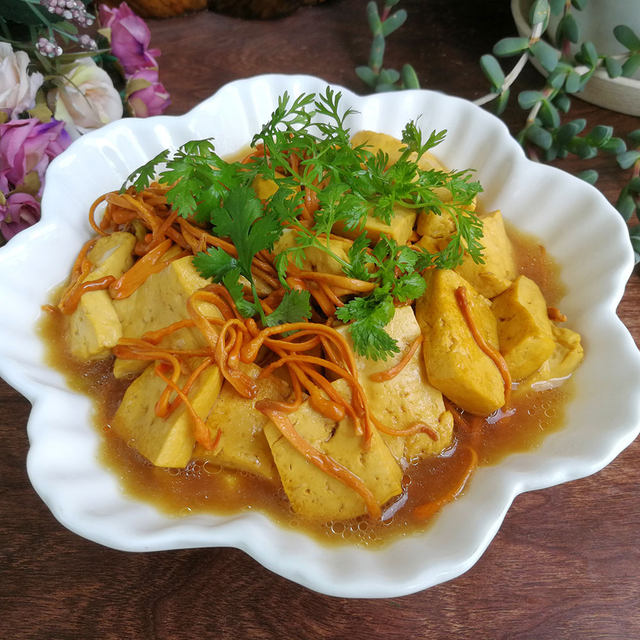 虫草花炖豆腐