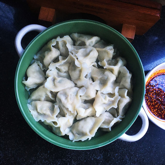 Coriander and fresh meat dumplings