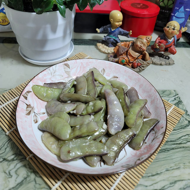 清炒紫扁豆