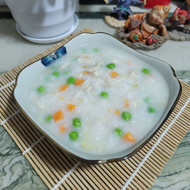 豌豆胡萝卜鸡丝粥