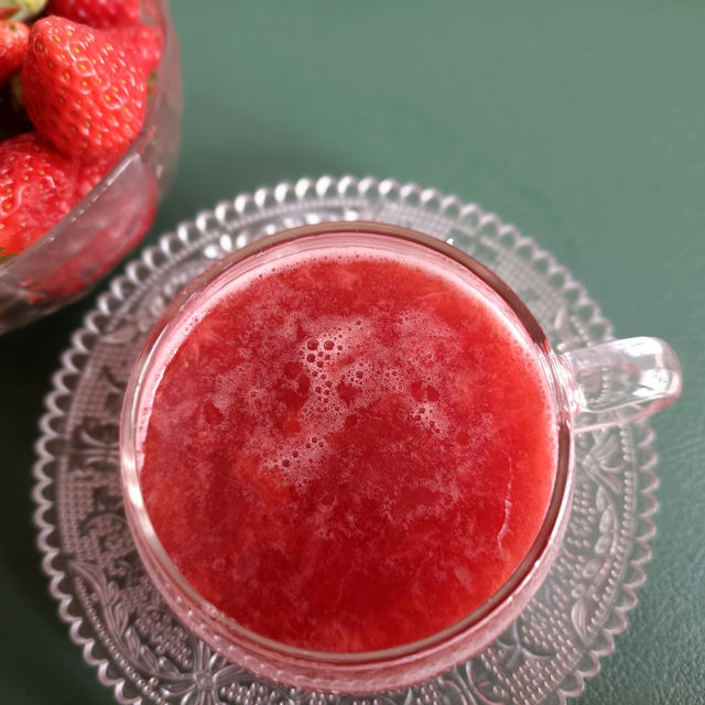 草莓糖水