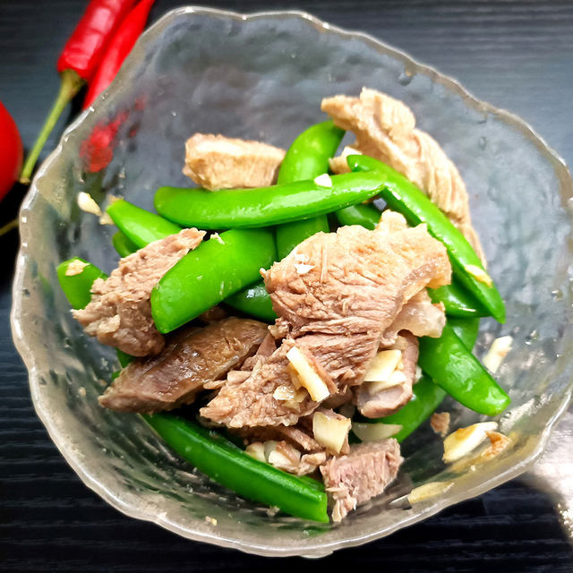 白煮肉拌甜豆