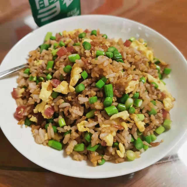 粒粒炒饭饭