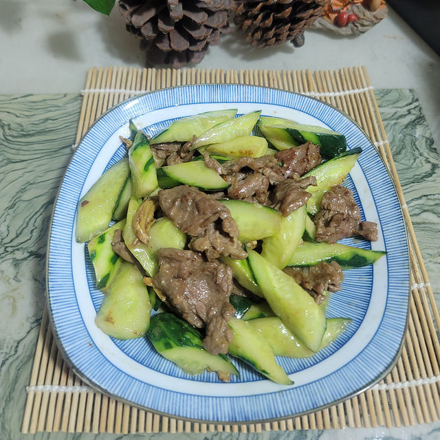 青瓜炒牛肉