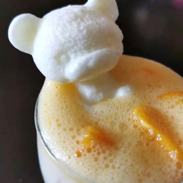 网红小熊水果酸奶杯