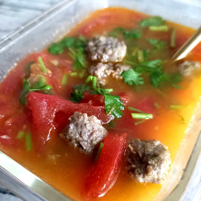 牛肉丸子番茄汤