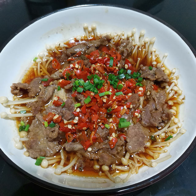 金针菇蒸牛肉