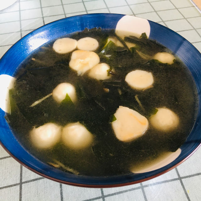 墨鱼丸海菜汤
