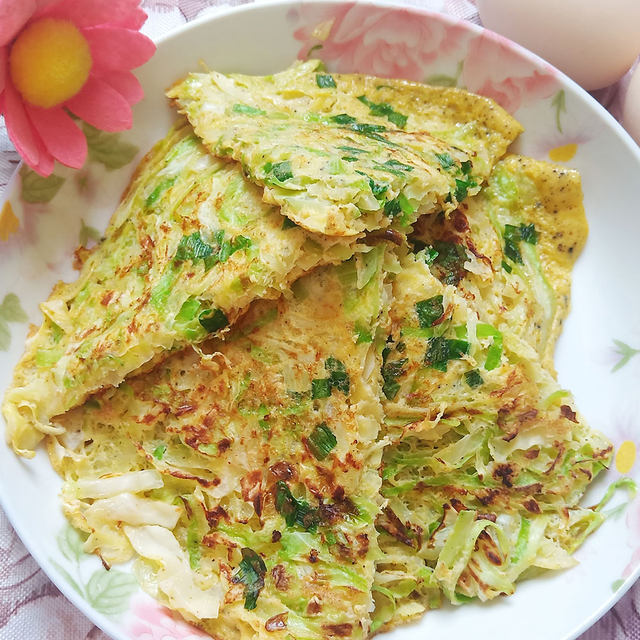 包菜鸡蛋饼