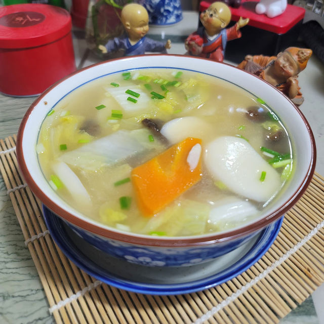 香菇白菜年糕汤