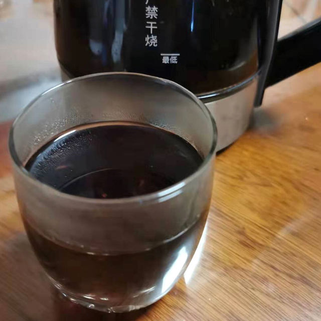 桑葚桦树茸养生茶