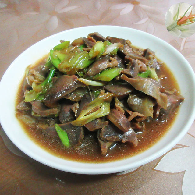 大葱炒鸭胗