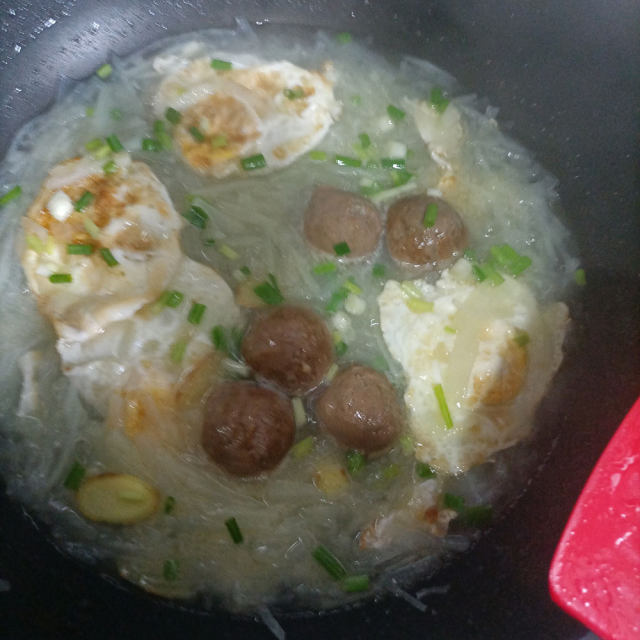 萝卜丝鸡蛋牛肉丸汤
