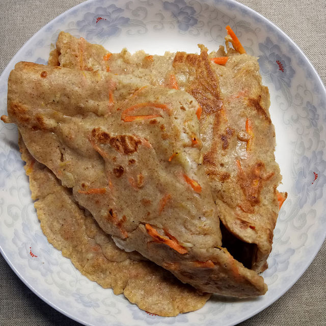 胡萝卜虾皮黑麦饼