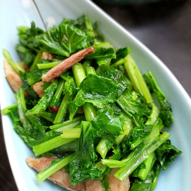 回锅肉炒苔菜