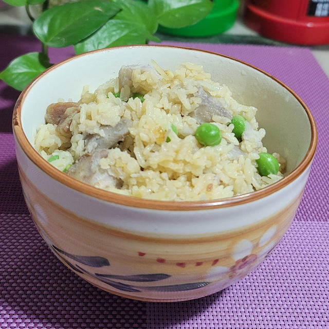 腊肠芋头焖饭