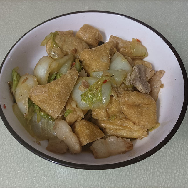 油豆腐焖白菜