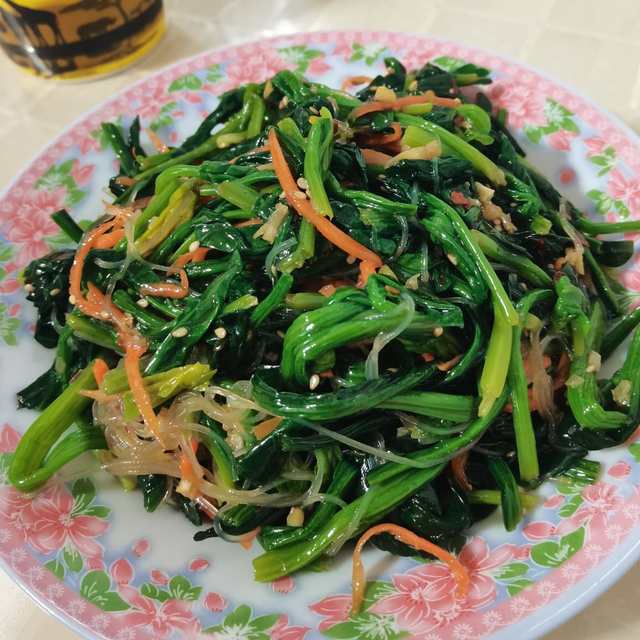 菠菜拌粉丝