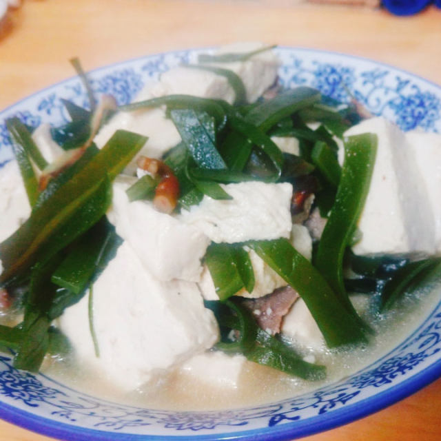 “清肠食谱”海带豆腐汤