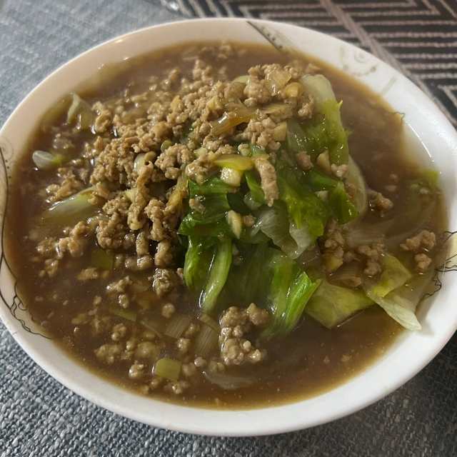 肉丝炒生菜