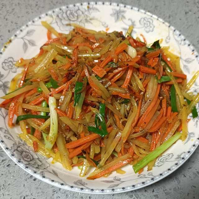 胡萝卜土豆丝