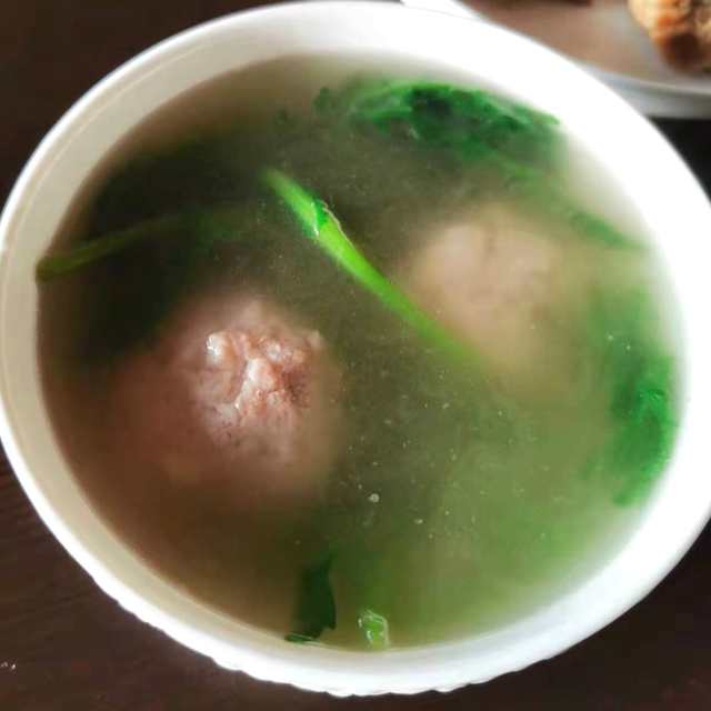 茼蒿肉丸汤