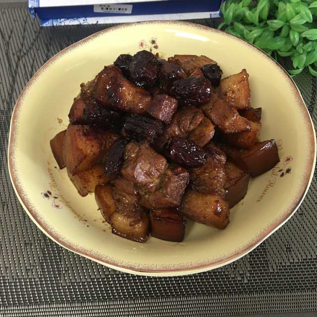 红茶枣香红烧肉