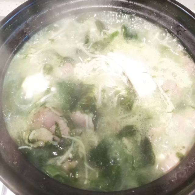 鲜汤砂锅
