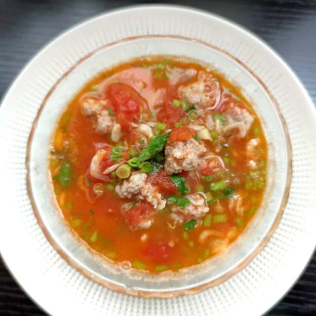 虾皮肉丸番茄汤