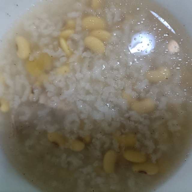 咸骨黄豆粥