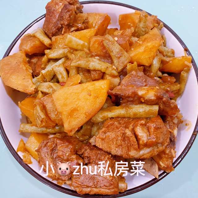 土豆豆角焖排骨