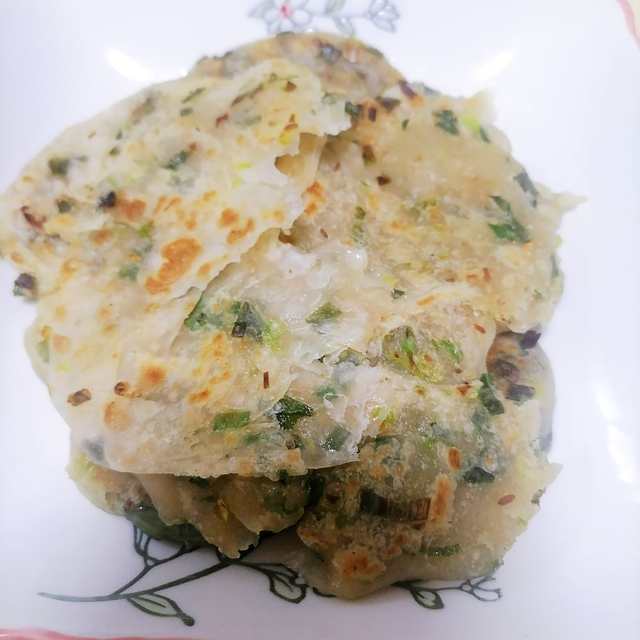 饺子皮葱油饼