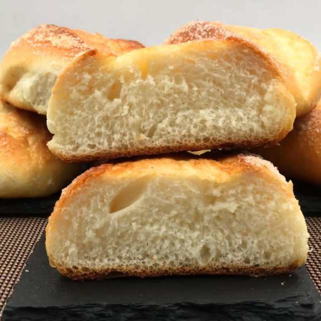 黄油砂糖面包，一口下去又香又脆，强烈推荐。