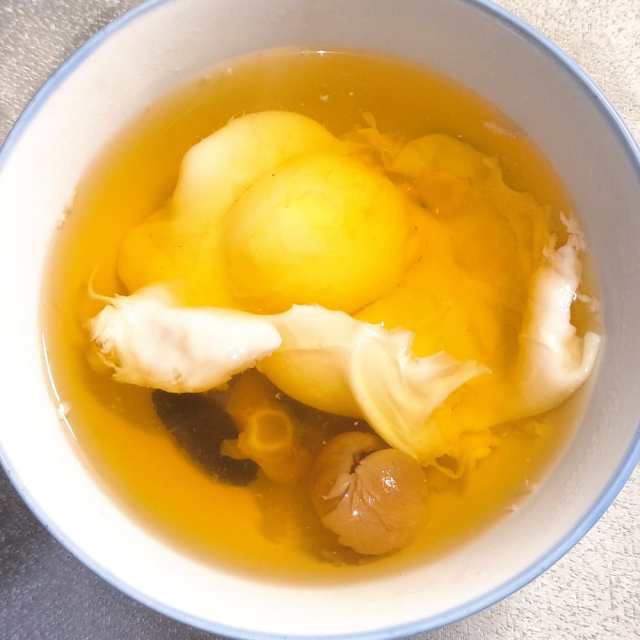 西洋参红枣桂圆鸡蛋汤