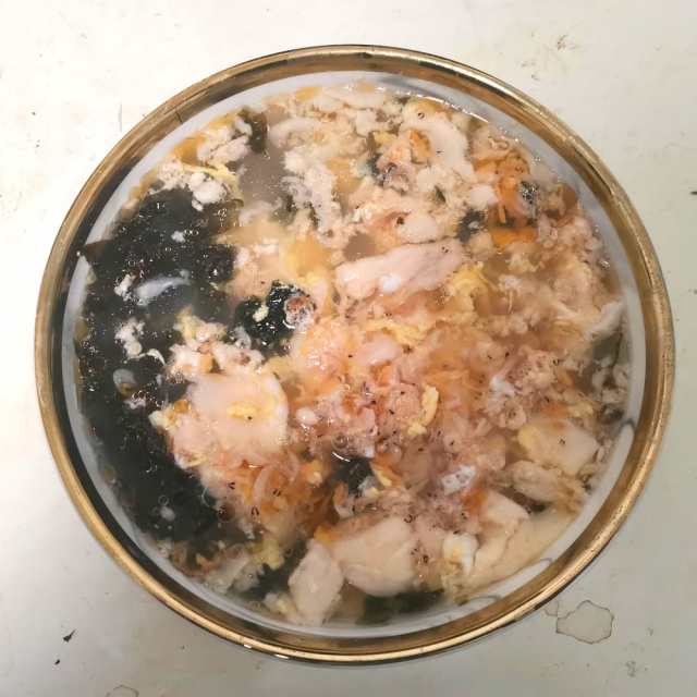 虾皮鸡蛋紫菜汤